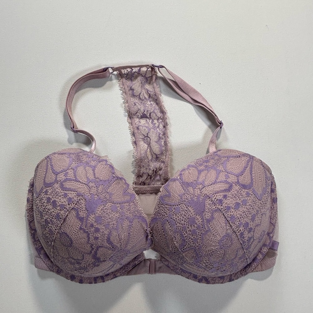 Victoria's Secret Lace Bra in Soft Purple